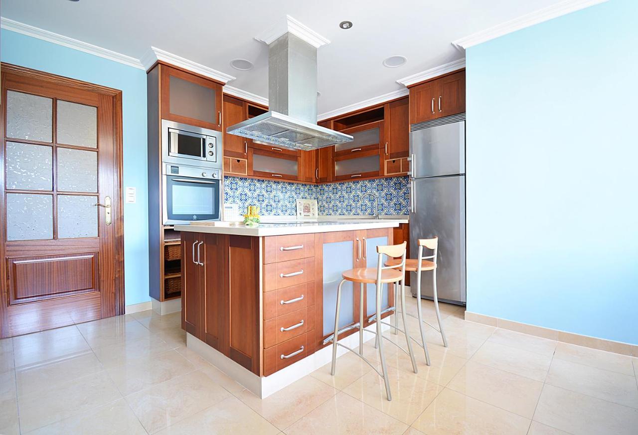 Galihost - Casa Con Precioso Jardin En Vilanova De Arousa Екстер'єр фото