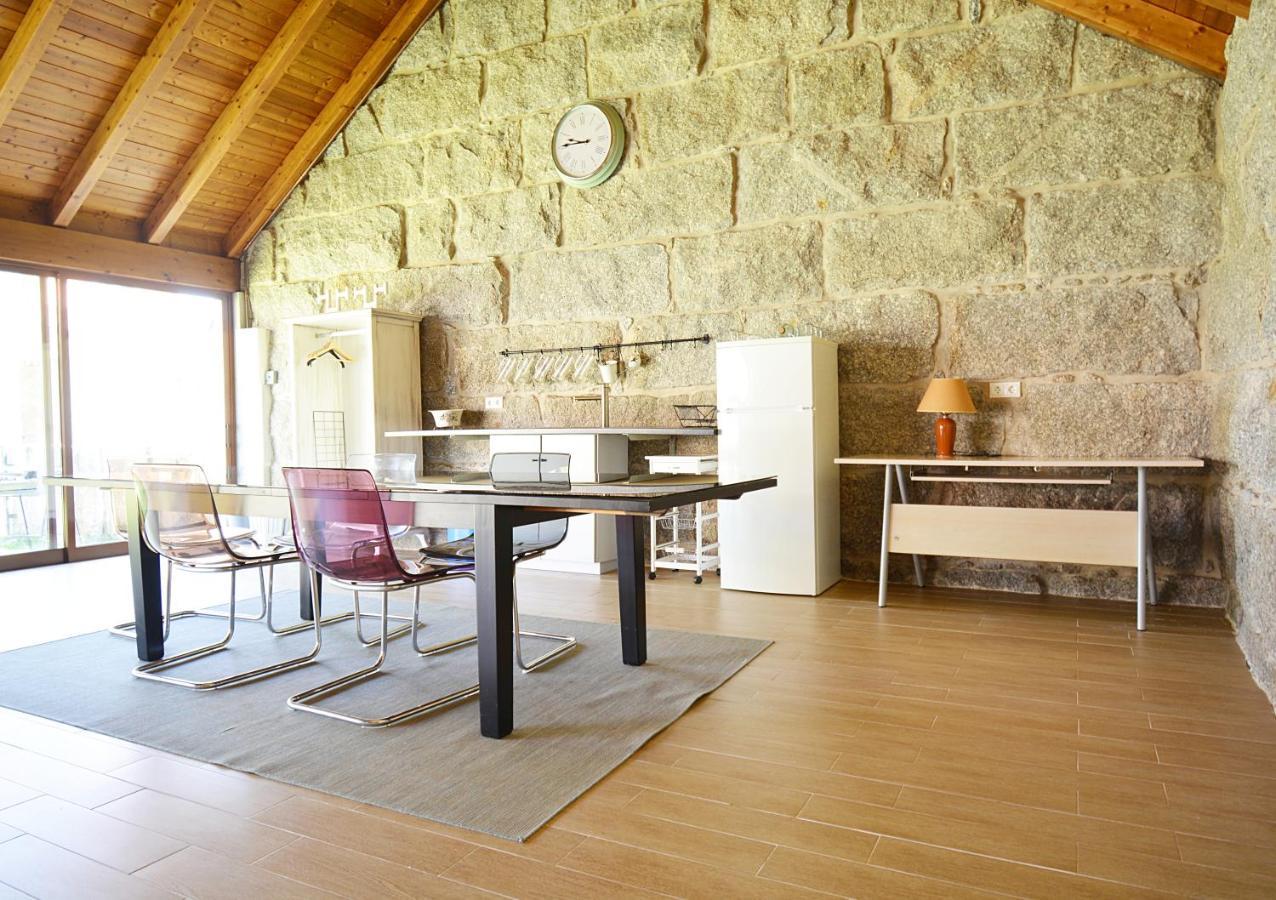 Galihost - Casa Con Precioso Jardin En Vilanova De Arousa Екстер'єр фото