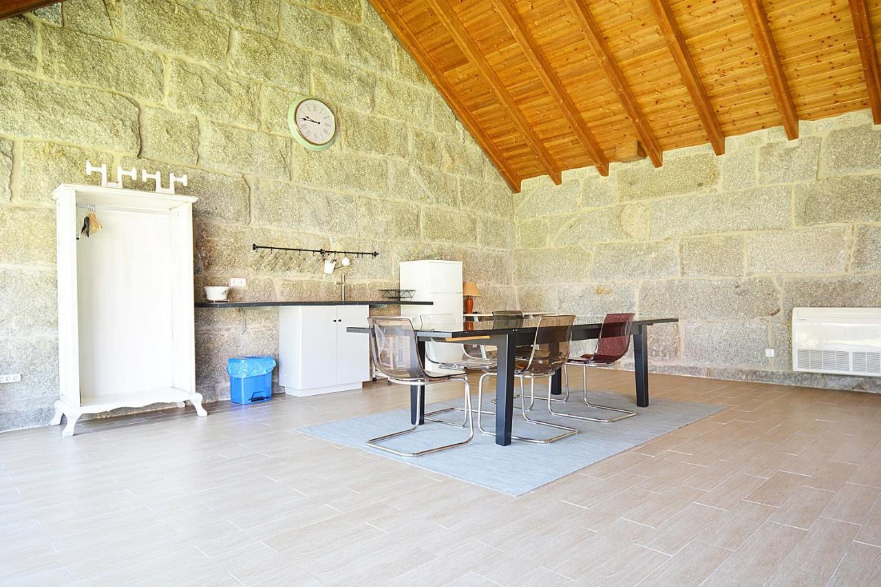 Galihost - Casa Con Precioso Jardin En Vilanova De Arousa Екстер'єр фото